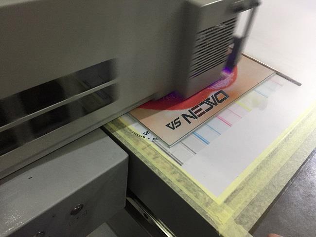 uv printer 喷涂状态.jpg